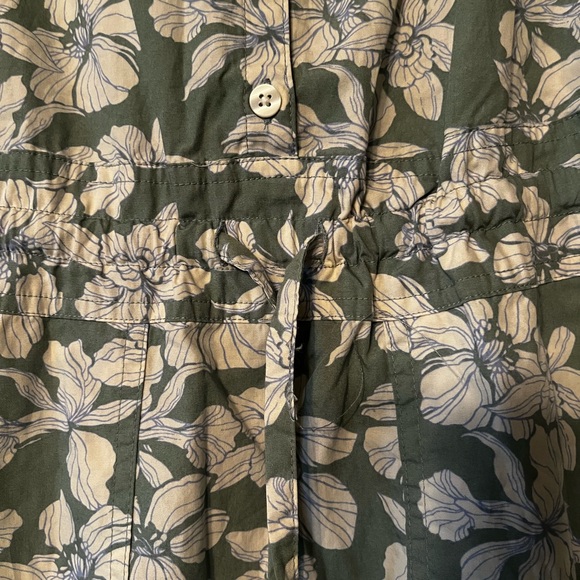 NWT GAP Sage Green and White Floral Maxi Dress - Picture 2 of 4